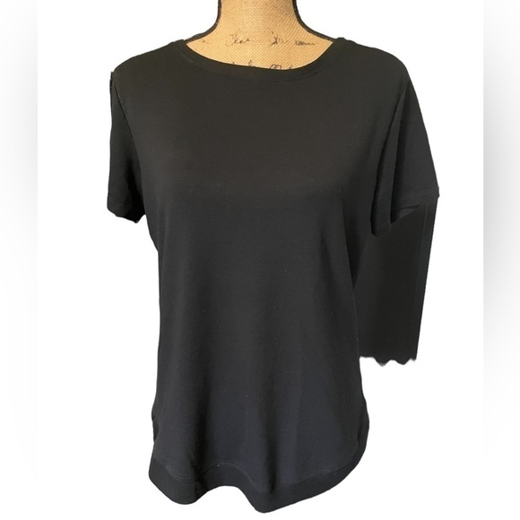 DANSKIN lightweight sweatshirt short sleeve. Size Small - Picture 2 of 7